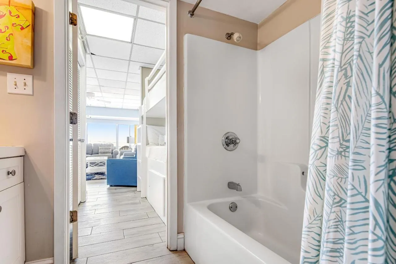 Continental Condo 118 بنما سيتي بيتش شقة